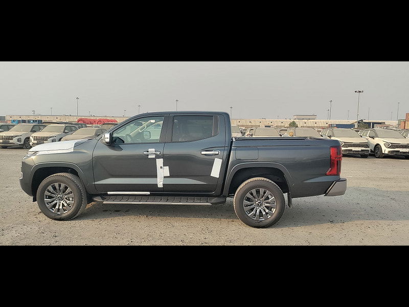 Mitsubishi L200 GLS Sportero DC 2.4L 4WD Diesel 6AT 0dr Automatic 2025