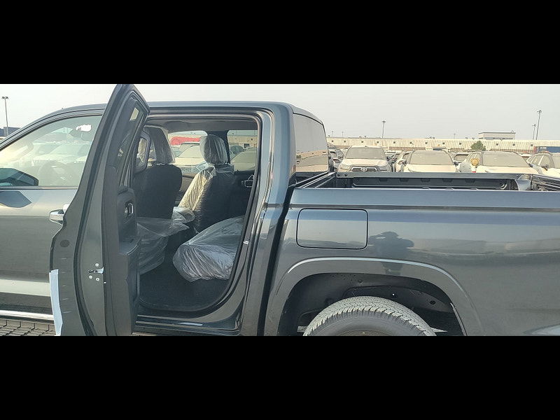 Mitsubishi L200 GLS Sportero DC 2.4L 4WD Diesel 6AT 0dr Automatic 2025