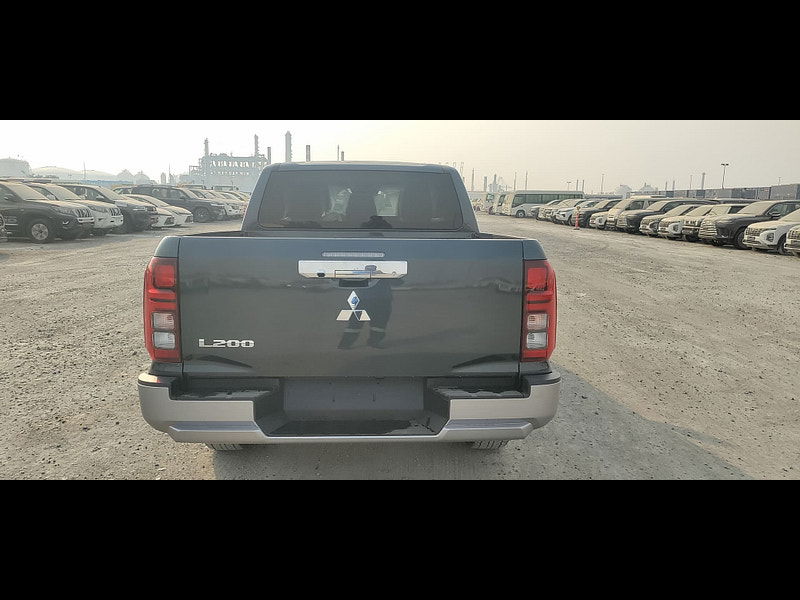 Mitsubishi L200 GLS Sportero DC 2.4L 4WD Diesel 6AT 0dr Automatic 2025