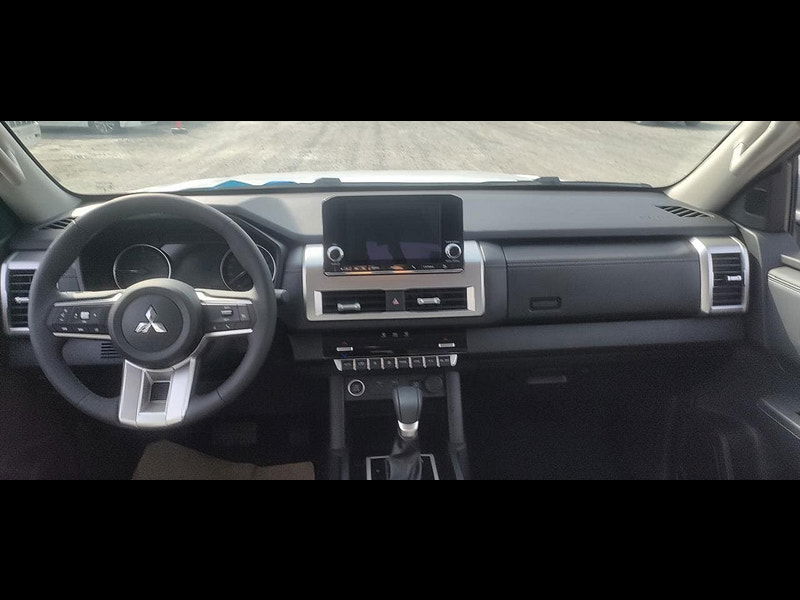 Mitsubishi L200 GLS Sportero DC 2.4L 4WD Diesel 6AT 0dr Automatic 2025