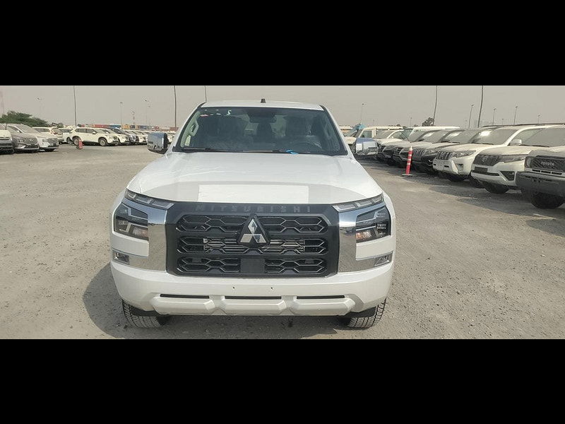 Mitsubishi L200 GLS Sportero DC 2.4L 4WD Diesel 6AT 0dr Automatic 2025