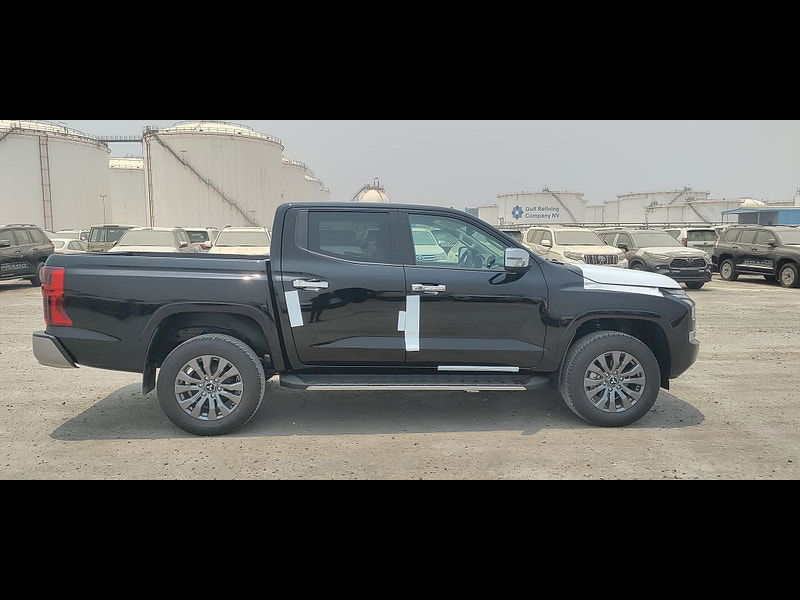 Mitsubishi L200 GLS Sportero DC 2.4L 4WD Diesel 6AT 0dr Automatic 2025