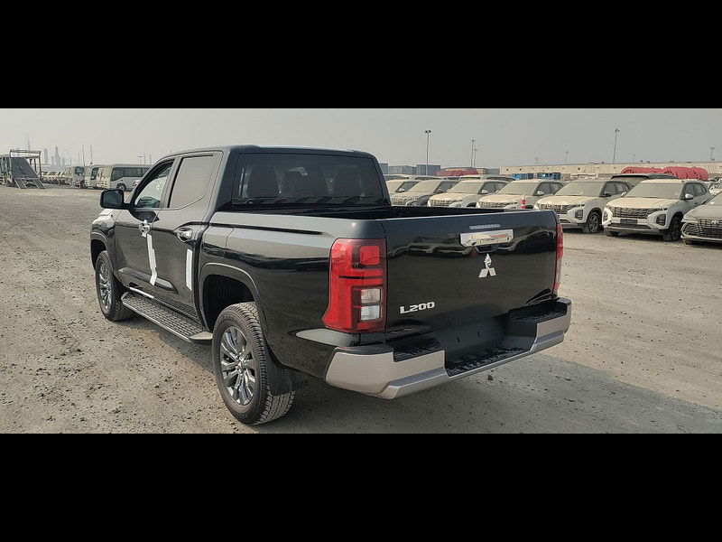 Mitsubishi L200 GLS Sportero DC 2.4L 4WD Diesel 6AT 0dr Automatic 2025