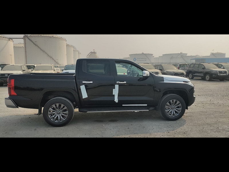 Mitsubishi L200 GLS Sportero DC 2.4L 4WD Diesel 6AT 0dr Automatic 2025