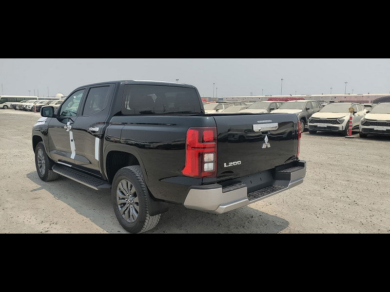 Mitsubishi L200 GLS Sportero DC 2.4L 4WD Diesel 6AT 0dr Automatic 2025