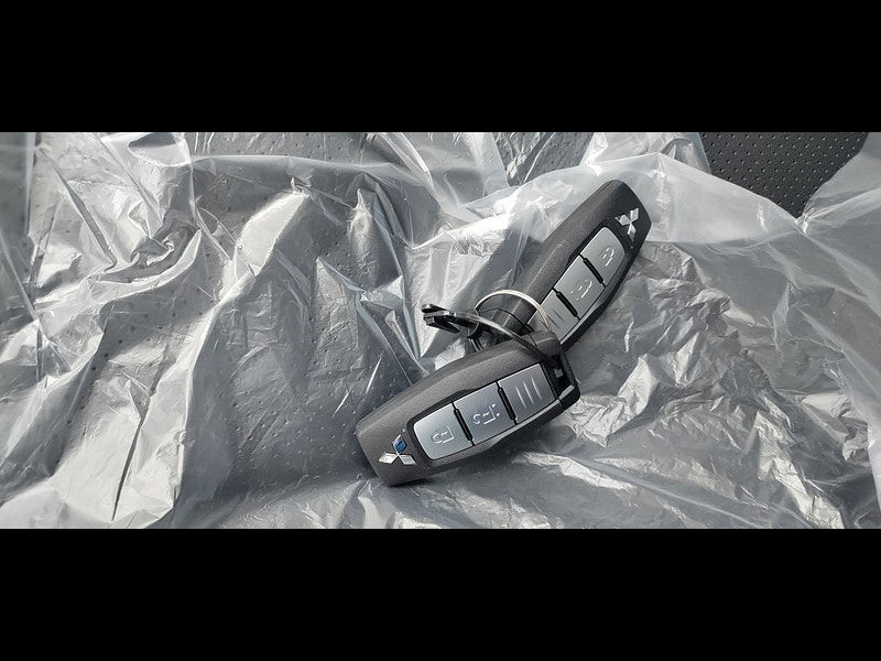 Mitsubishi L200 GLS Sportero DC 2.4L 4WD Diesel 6AT 0dr Automatic 2025