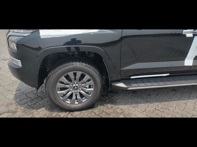 Mitsubishi L200 GLS Sportero DC 2.4L 4WD Diesel 6AT 0dr Automatic 2025