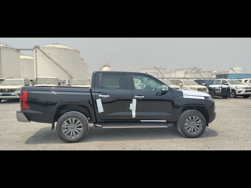 Mitsubishi L200 GLS Sportero DC 2.4L 4WD Diesel 6AT 0dr Automatic 2025