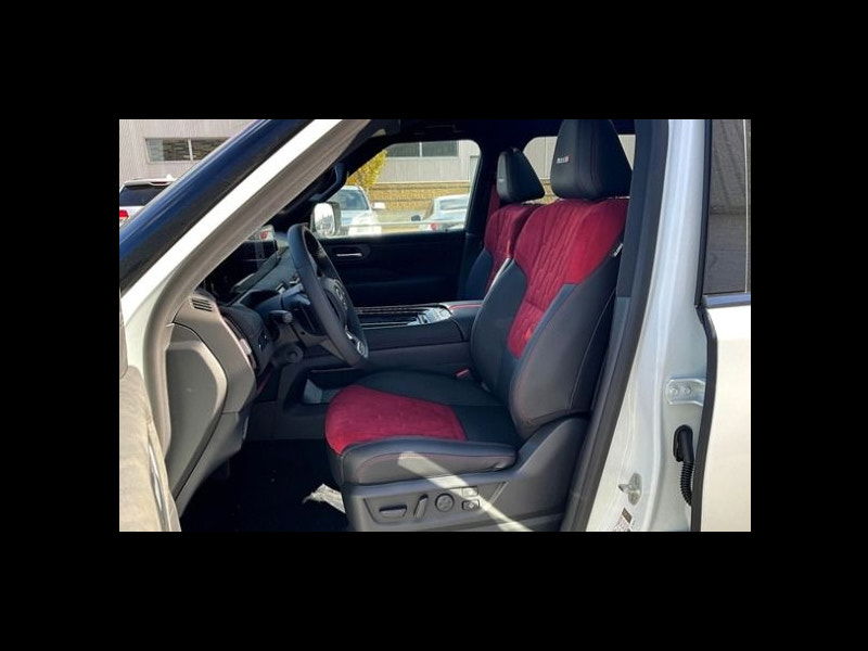 Nissan Armada Nismo 3.5L 4x4 5dr Automatic 2025