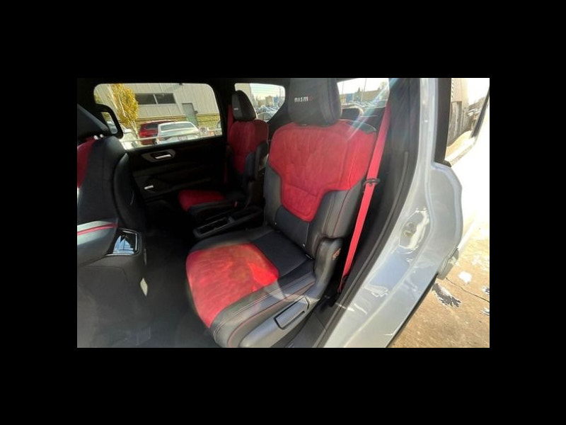 Nissan Armada Nismo 3.5L 4x4 5dr Automatic 2025