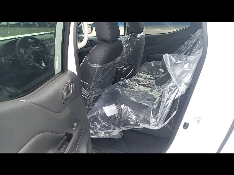 Nissan Navara PRO 4X 4x4 2.5L Turbodiesel 7-Speed AT 188 bhp 0dr Automatic 2025