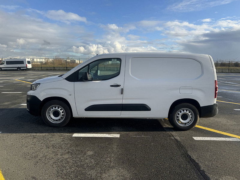 Peugeot e-Partner L3H1 Mid Grade 50kw/h AT 136bhp 0dr Automatic 2025