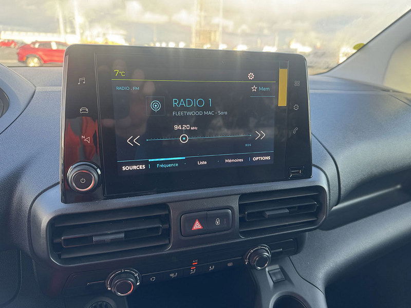 Peugeot e-Partner L3H1 Mid Grade 50kw/h AT 136bhp 0dr Automatic 2025