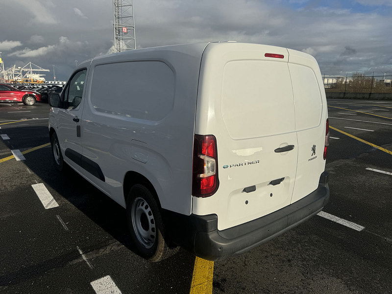 Peugeot e-Partner L3H1 Mid Grade 50kw/h AT 136bhp 0dr Automatic 2025