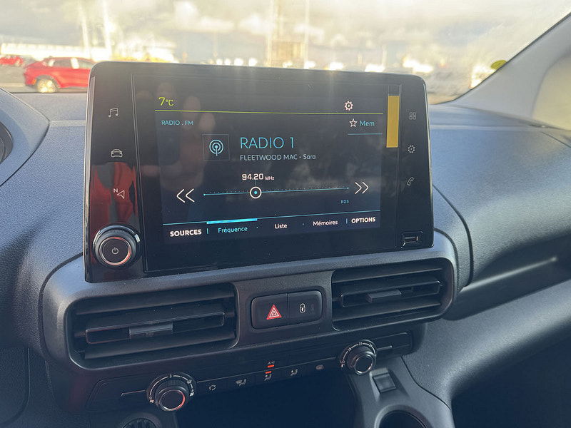 Peugeot e-Partner L3H1 Mid Grade 50kw/h AT 136bhp 0dr Automatic 2025