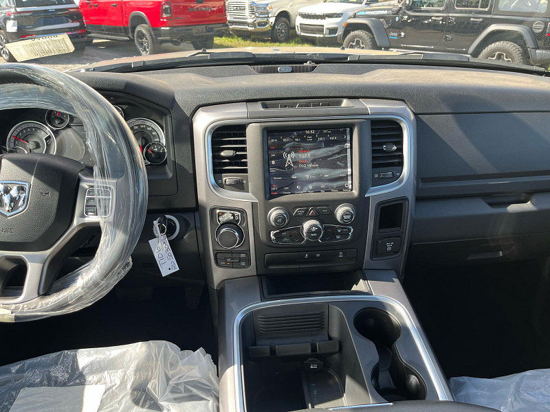 Ram 1500 Classic Ram  Crew Cab Warlock 4x4 5.7L Gas 8-Speed AT 0dr Automatic 2025