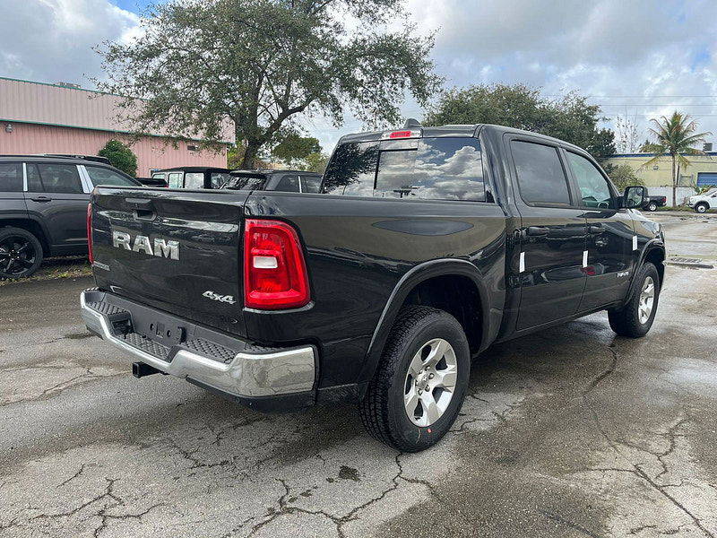 Ram 1500 Ram  Crew Cab Bighorn 4x4 3.6L V6 E-Torque 8-Speed AT 0dr Automatic 2025