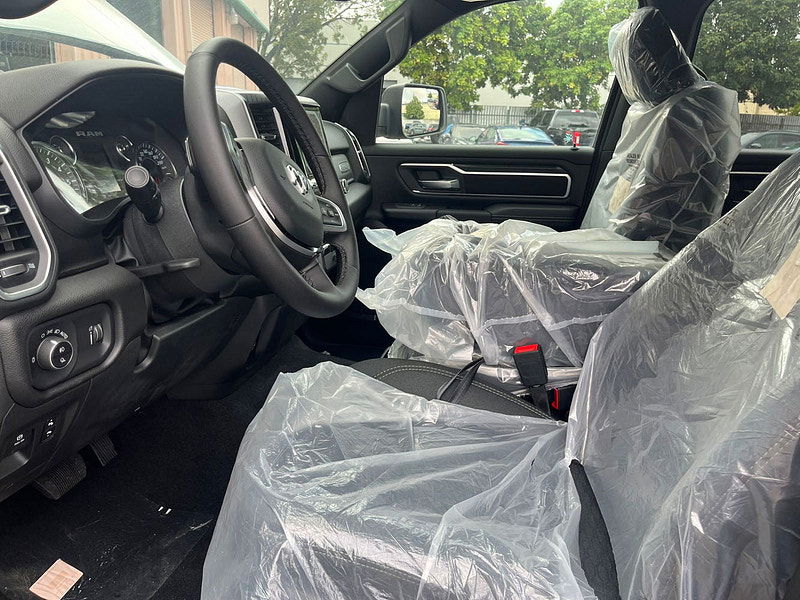 Ram 1500 Ram  Crew Cab Bighorn 4x4 3.6L V6 E-Torque 8-Speed AT 0dr Automatic 2025