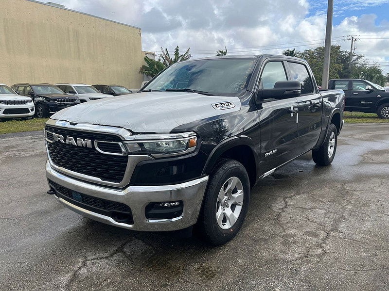 Ram 1500 Ram  Crew Cab Bighorn 4x4 3.6L V6 E-Torque 8-Speed AT 0dr Automatic 2025