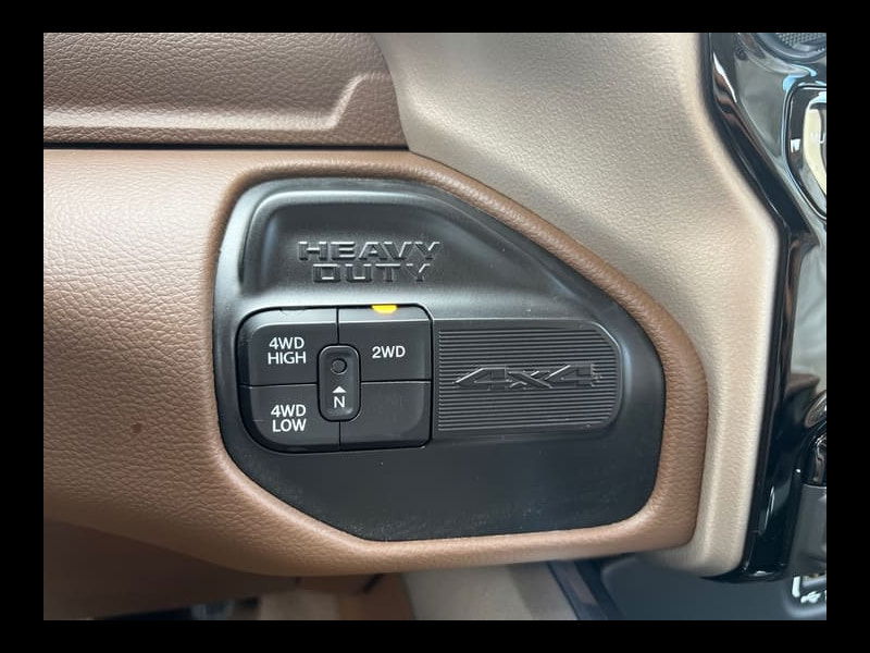 Ram 3500 Ram  Crew Cab Laramie 4x4 6.7L Cummins Diesel 6-Speed AT 0dr Automatic 2025