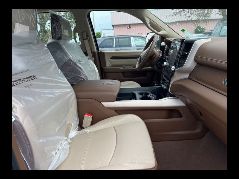 Ram 3500 Ram  Crew Cab Laramie 4x4 6.7L Cummins Diesel 6-Speed AT 0dr Automatic 2025