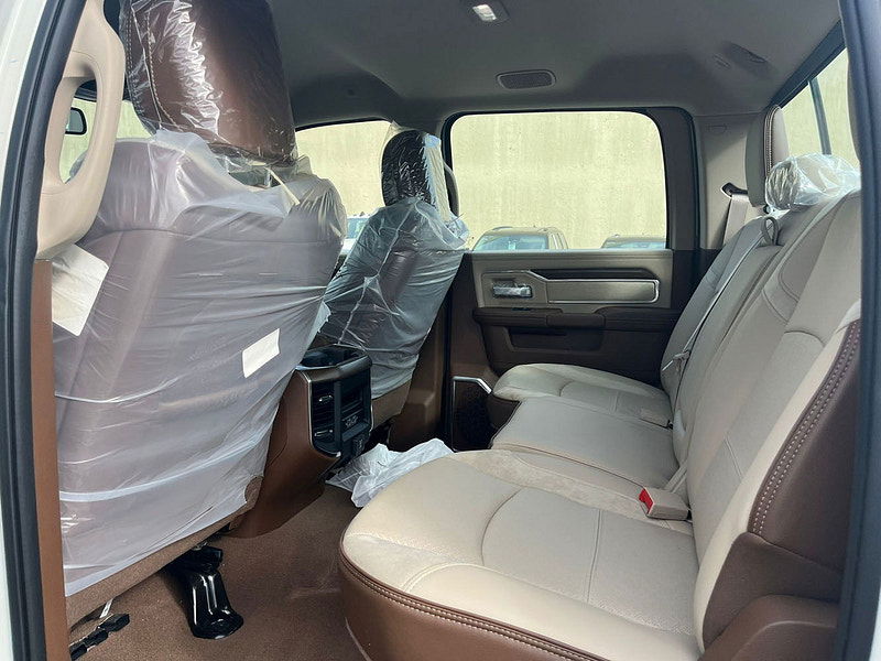 Ram 3500 Ram  Crew Cab Laramie 4x4 6.7L Cummins Diesel 6-Speed AT 0dr Automatic 2025