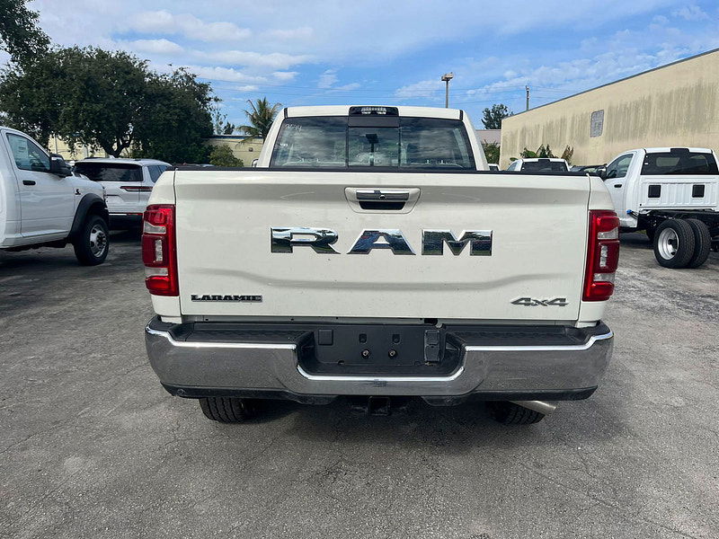 Ram 3500 Ram  Crew Cab Laramie 4x4 6.7L Cummins Diesel 6-Speed AT 0dr Automatic 2025
