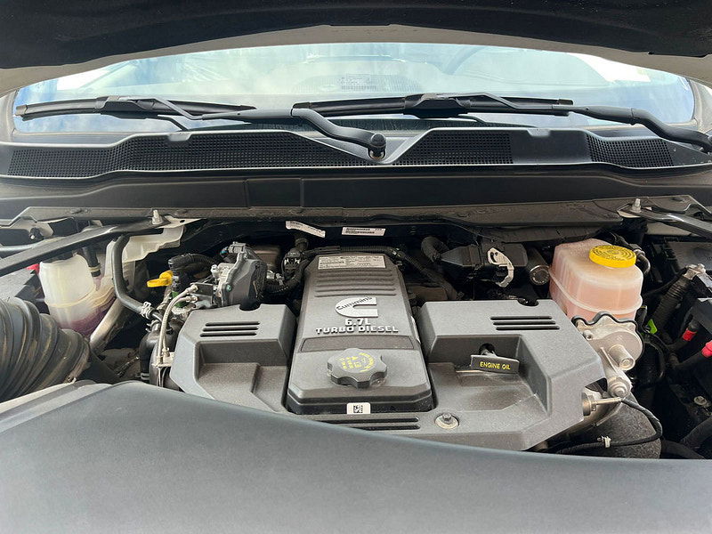 Ram 3500 Ram  Crew Cab Laramie 4x4 6.7L Cummins Diesel 6-Speed AT 0dr Automatic 2025