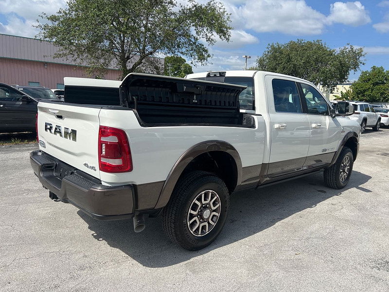 Ram 3500 Ram  Crew Cab Longhorn 4x4 6.7L Cummins Diesel 6-Speed AT 0dr Automatic 2025