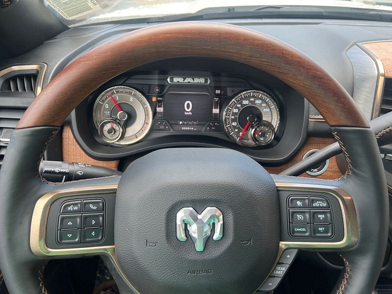 Ram 3500 Ram  Crew Cab Longhorn 4x4 6.7L Cummins Diesel 6-Speed AT 0dr Automatic 2025