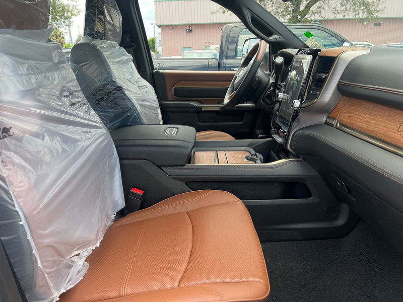 Ram 3500 Ram  Crew Cab Longhorn 4x4 6.7L Cummins Diesel 6-Speed AT 0dr Automatic 2025