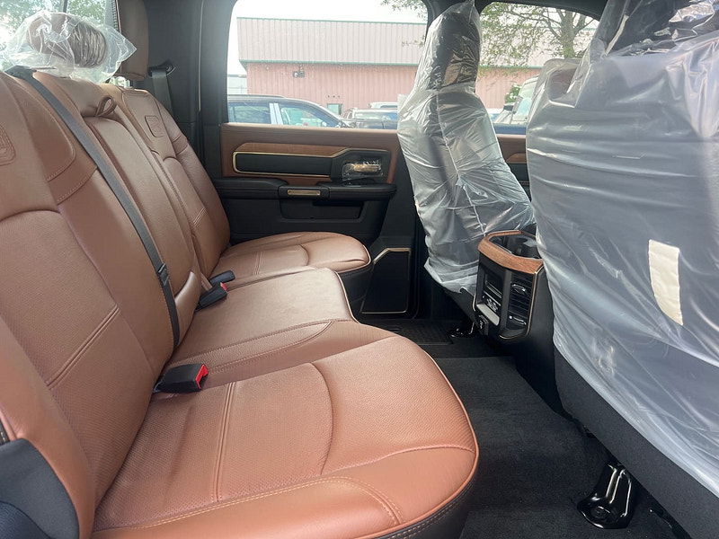 Ram 3500 Ram  Crew Cab Longhorn 4x4 6.7L Cummins Diesel 6-Speed AT 0dr Automatic 2025