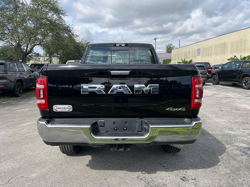 Ram 3500 Ram  Crew Cab Longhorn 4x4 6.7L Cummins Diesel 6-Speed AT 0dr Automatic 2025