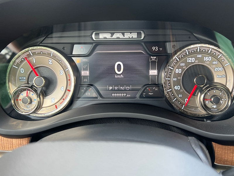 Ram 3500 Ram  Crew Cab Longhorn 4x4 6.7L Cummins Diesel 6-Speed AT 0dr Automatic 2025