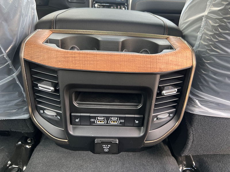 Ram 3500 Ram  Crew Cab Longhorn 4x4 6.7L Cummins Diesel 6-Speed AT 0dr Automatic 2025