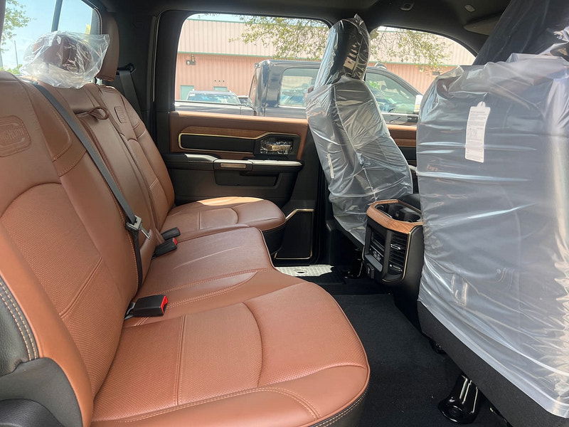 Ram 3500 Ram  Crew Cab Longhorn 4x4 6.7L Cummins Diesel 6-Speed AT 0dr Automatic 2025