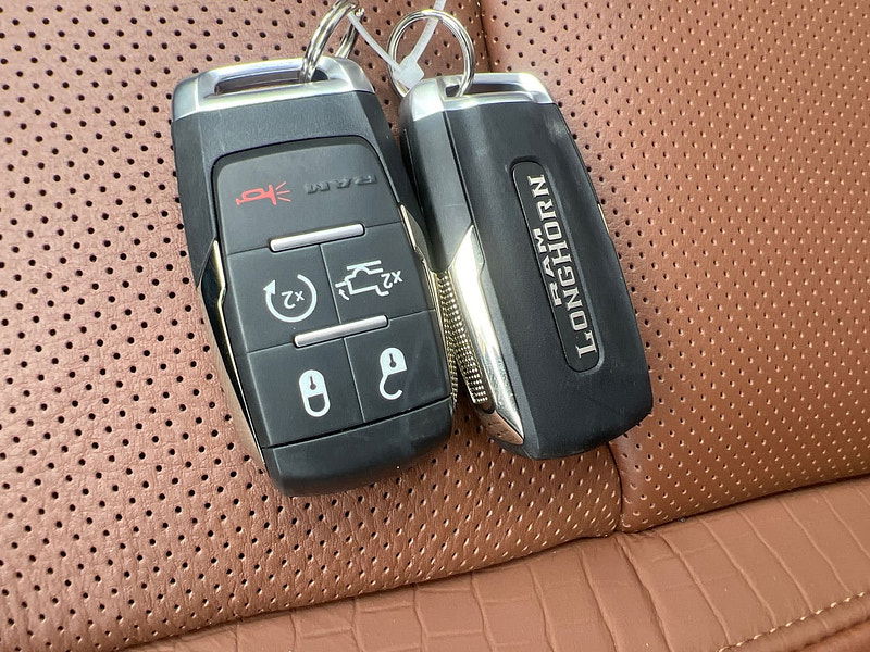 Ram 3500 Ram  Crew Cab Longhorn 4x4 6.7L Cummins Diesel 6-Speed AT 0dr Automatic 2025