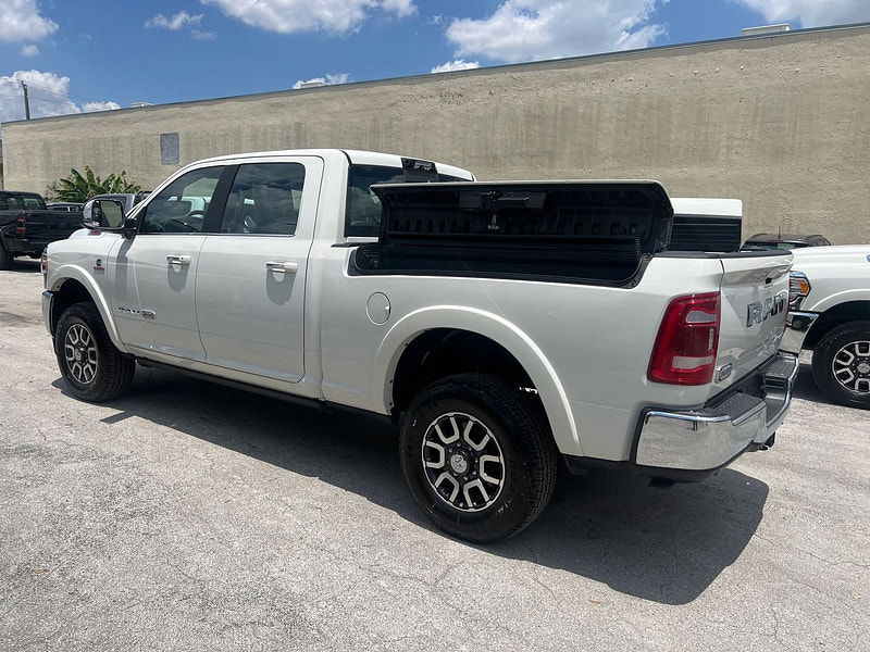 Ram 3500 Ram  Crew Cab Longhorn 4x4 6.7L Cummins Diesel 6-Speed AT 0dr Automatic 2025