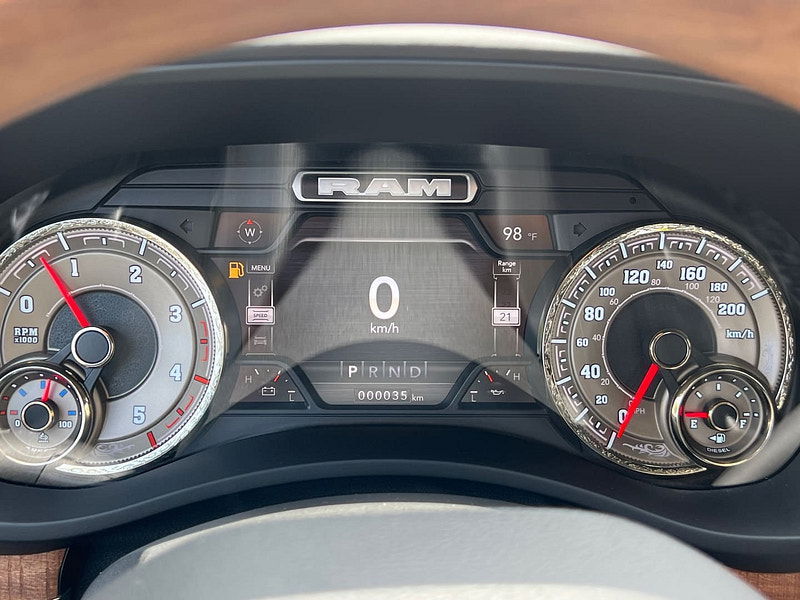 Ram 3500 Ram  Crew Cab Longhorn 4x4 6.7L Cummins Diesel 6-Speed AT 0dr Automatic 2025