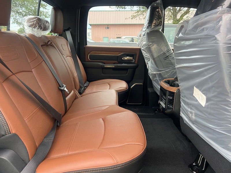 Ram 3500 Ram  Crew Cab Longhorn 4x4 6.7L Cummins Diesel 6-Speed AT 0dr Automatic 2025