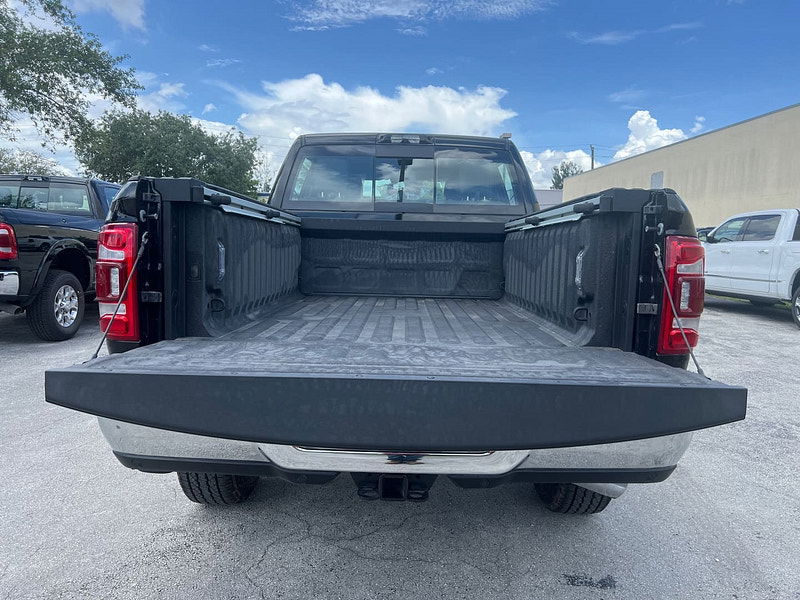 Ram 3500 Ram  Crew Cab Longhorn 4x4 6.7L Cummins Diesel 6-Speed AT 0dr Automatic 2025