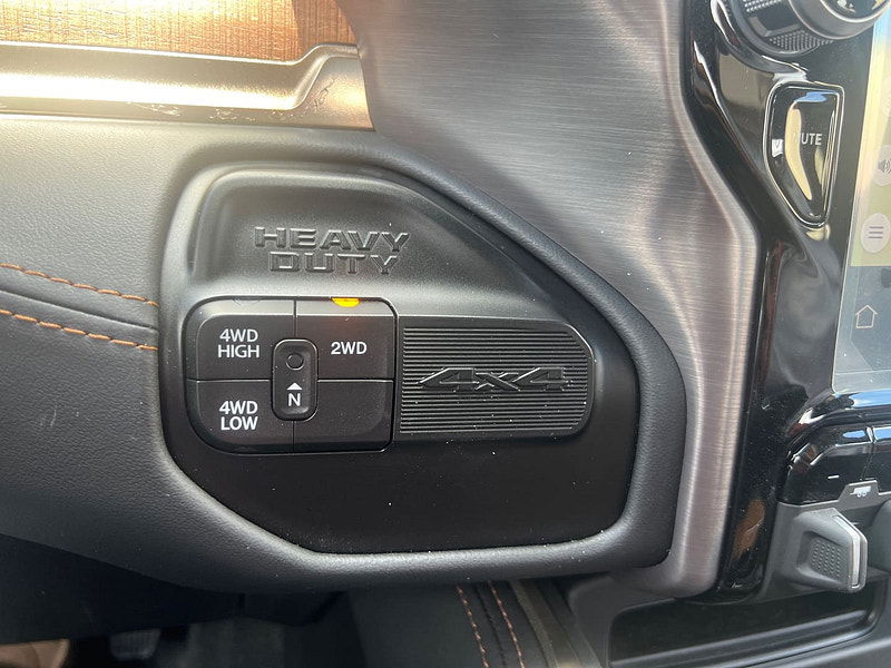 Ram 3500 Ram  Crew Cab Longhorn 4x4 6.7L Cummins Diesel 6-Speed AT 0dr Automatic 2025