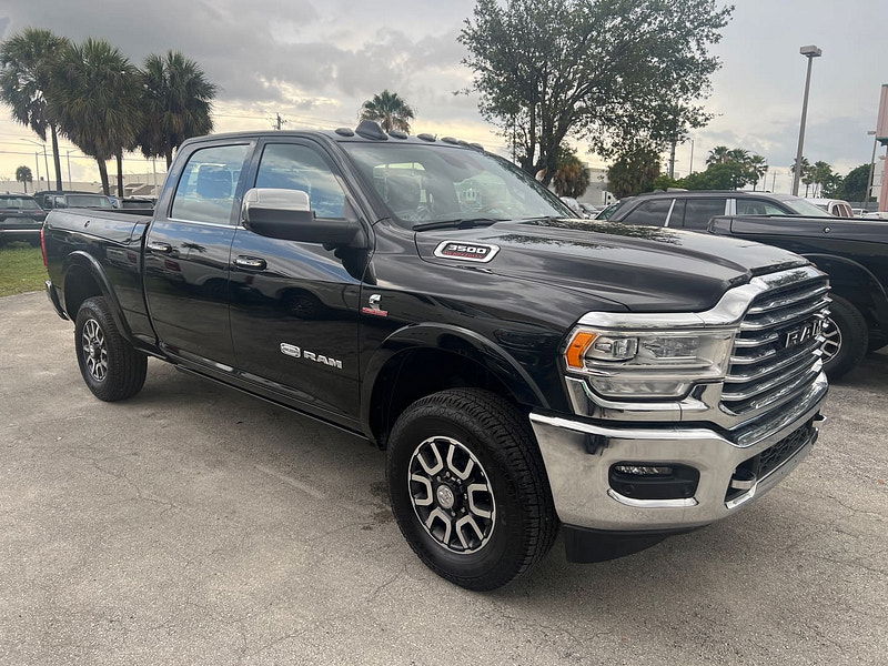 Ram 3500 Ram  Crew Cab Longhorn 4x4 6.7L Cummins Diesel 6-Speed AT 0dr Automatic 2025