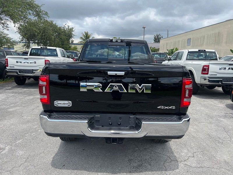 Ram 3500 Ram  Crew Cab Longhorn 4x4 6.7L Cummins Diesel 6-Speed AT 0dr Automatic 2025