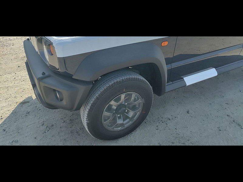 Suzuki Jimny GLX 5-dr 1.5L Gasoline 4WD 4-spd AT 0dr Automatic 2025