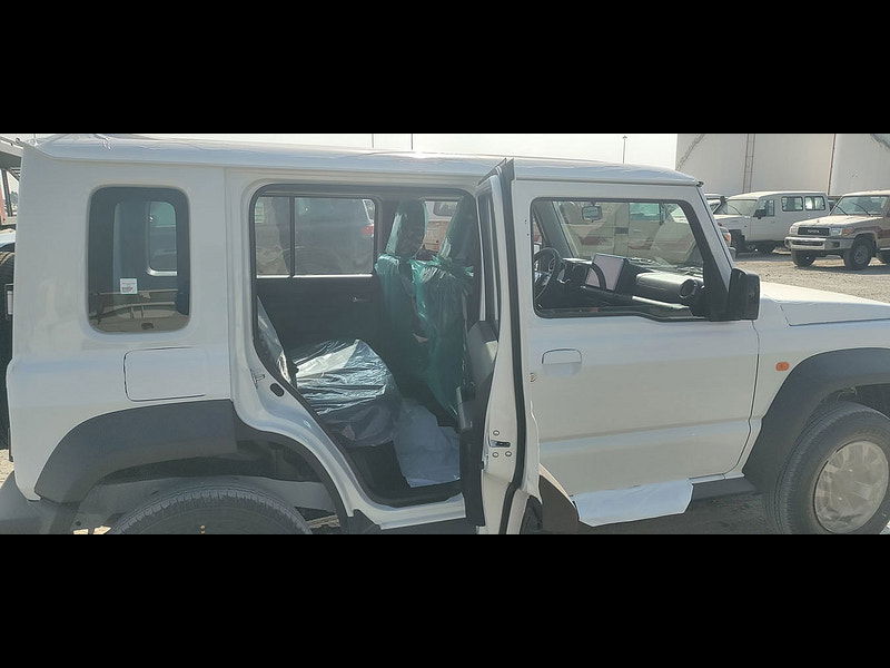 Suzuki Jimny GLX 5-dr 1.5L Gasoline 4WD 4-spd AT 0dr Automatic 2025