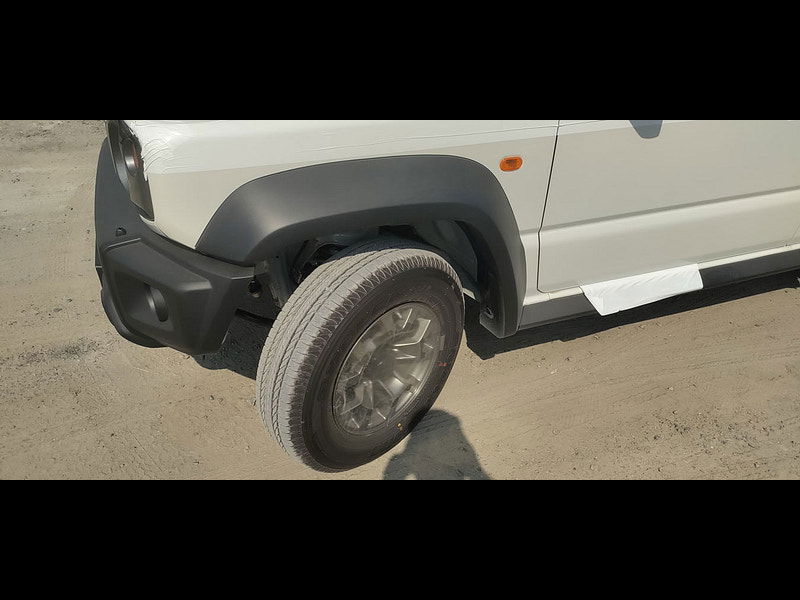 Suzuki Jimny GLX 5-dr 1.5L Gasoline 4WD 4-spd AT 0dr Automatic 2025