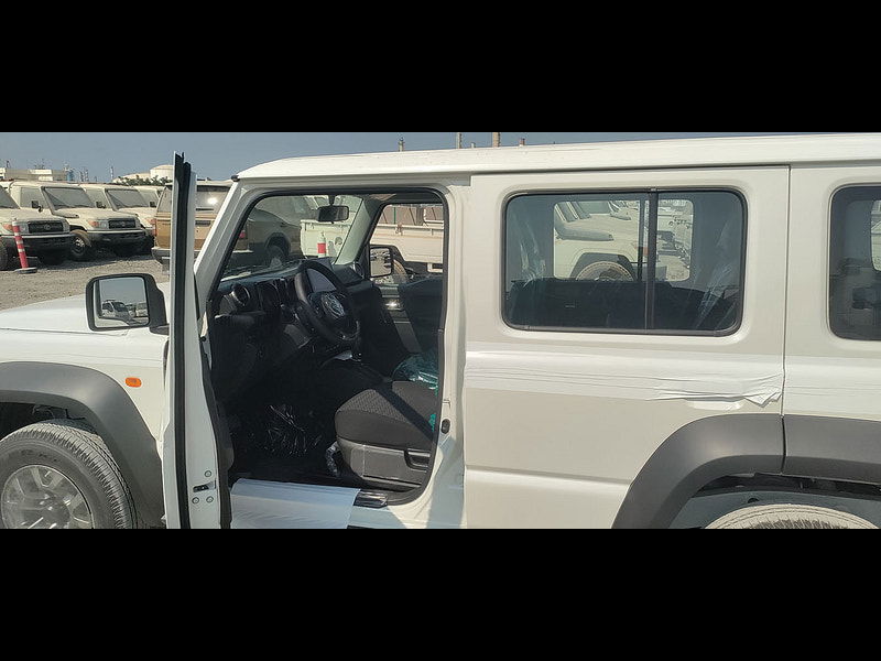 Suzuki Jimny GLX 5-dr 1.5L Gasoline 4WD 4-spd AT 0dr Automatic 2025