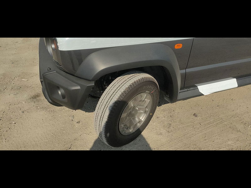 Suzuki Jimny GLX 5-dr 1.5L Gasoline 4WD 4-spd AT 0dr Automatic 2025