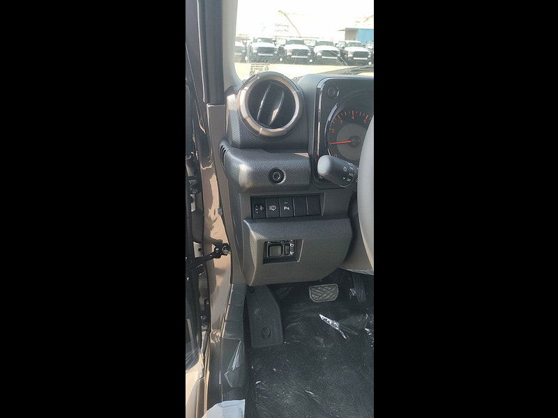 Suzuki Jimny GLX 5-dr 1.5L Gasoline 4WD 4-spd AT 0dr Automatic 2025